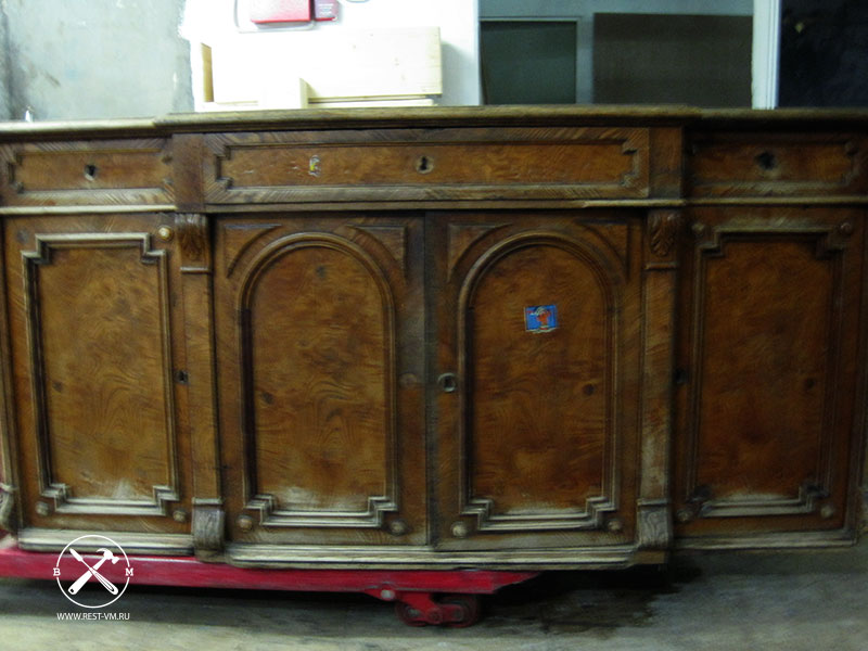 Реставрация антикварной мебели в Москве