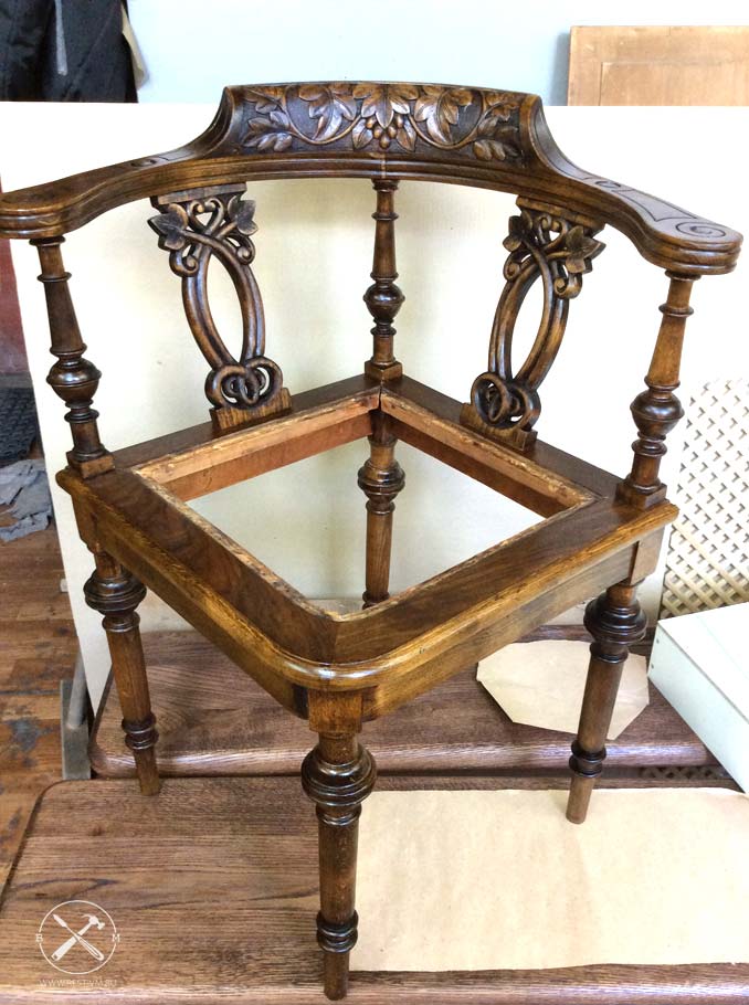 Кресло 19 века - реставрация и ремонт мебели